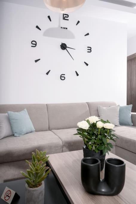 Marie'S Luxury City Center Apartment Iráklio Kültér fotó
